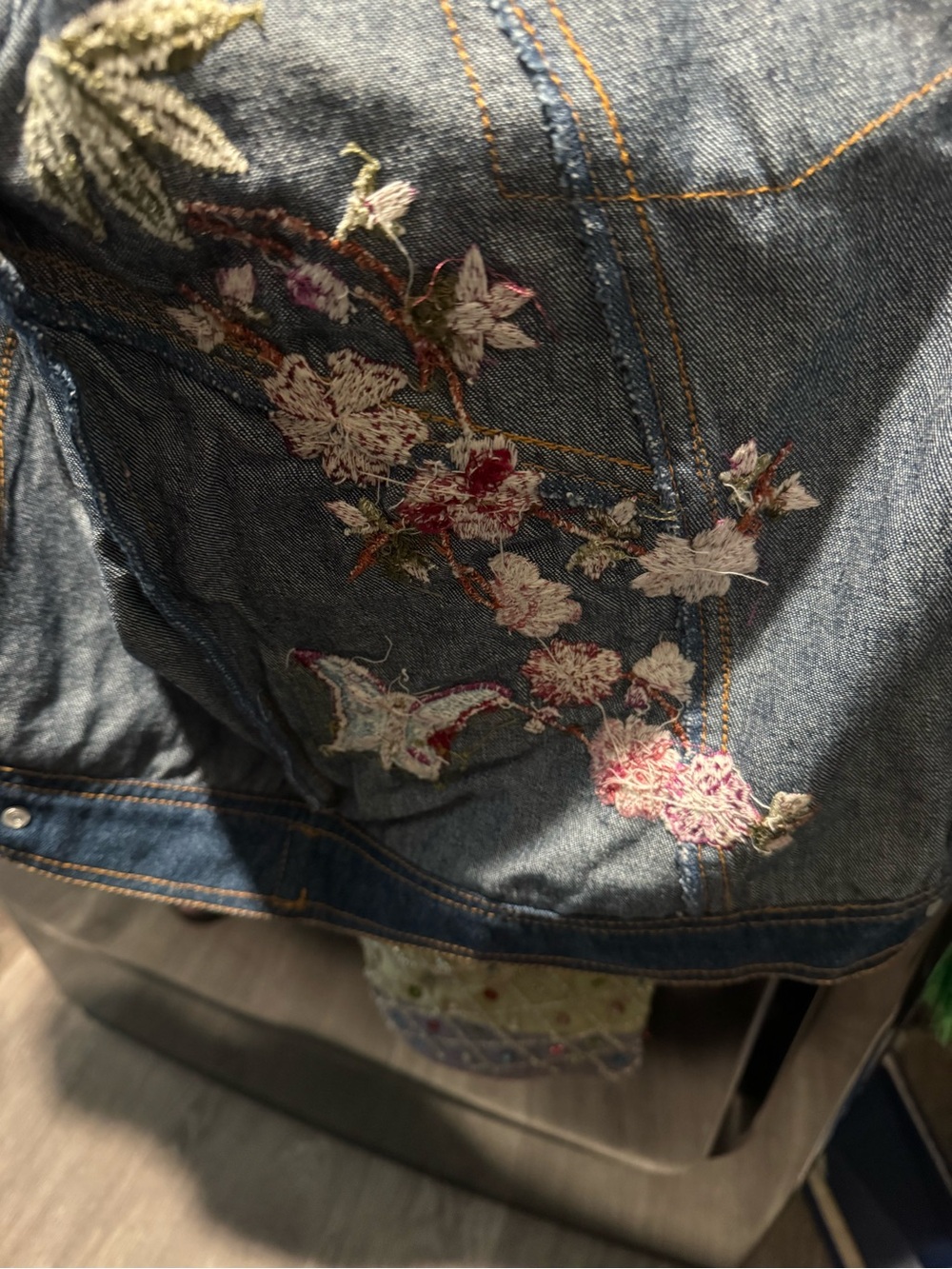VTG Carrie Allen Patchwork Denim Jacket M Embellished Wearable Art Y2K Boho - Picture 15 of 15